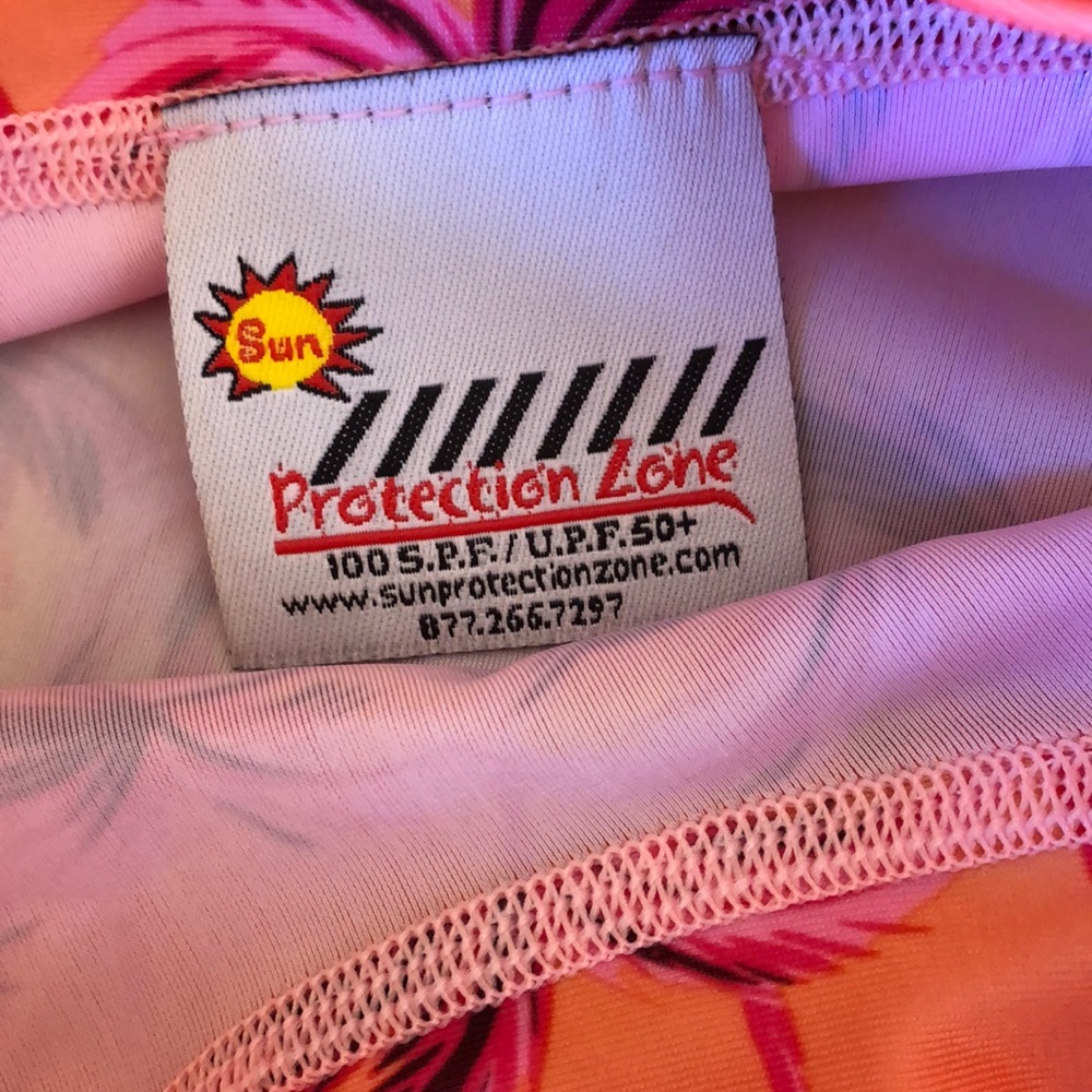 New Skinz rash guard/100* SFP - Picture 10 of 10